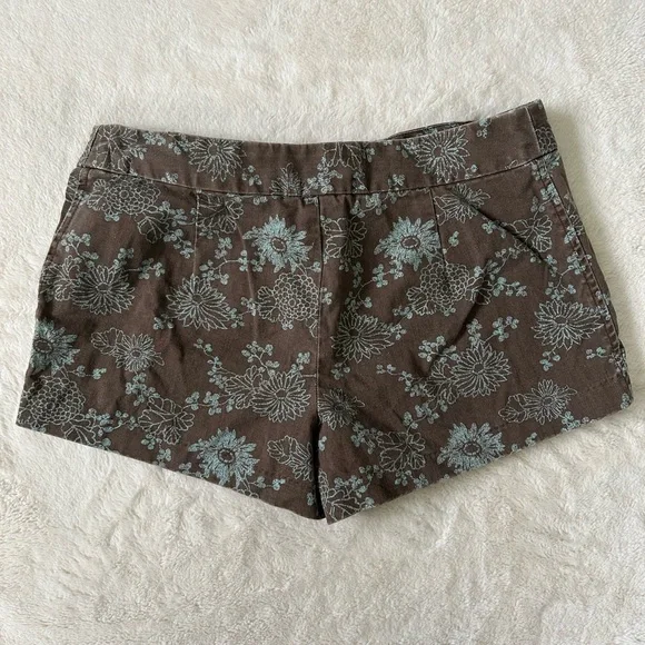 J.Crew Women’s Preloved Vintage Brown Floral Chino Shorts, Size 8 - Picture 2 of 6